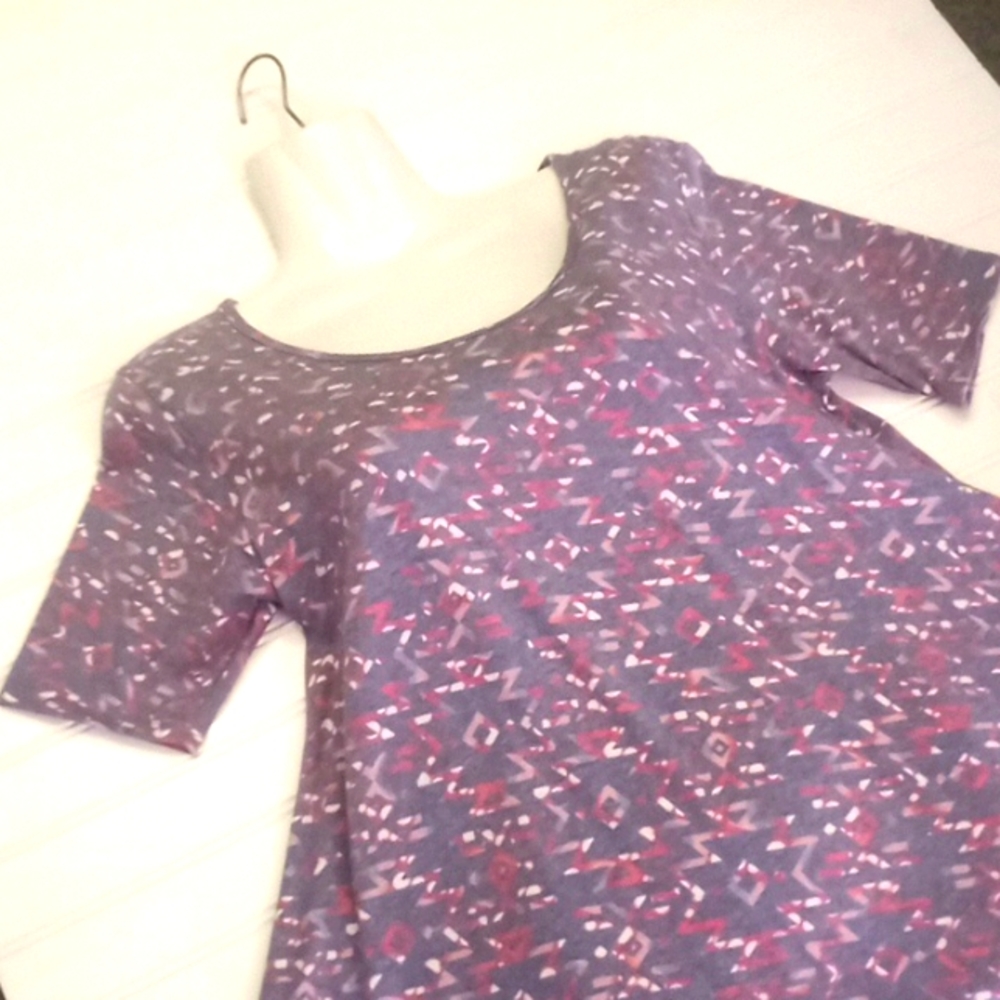 LulaRoe Abstract Perfect T Top